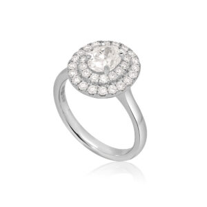 18ct White Gold Oval Cluster Diamond Ring